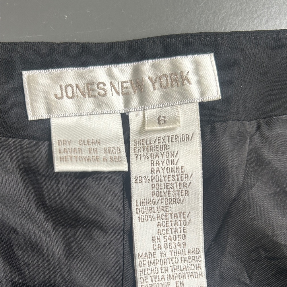 Jones New York Classic Black Apparel